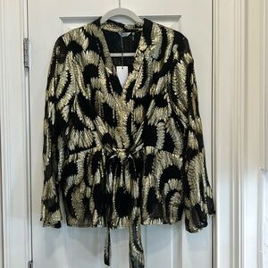 Kaktus NWT Black and Shiny Gold Special Occasion Blouse sz.XL NWT